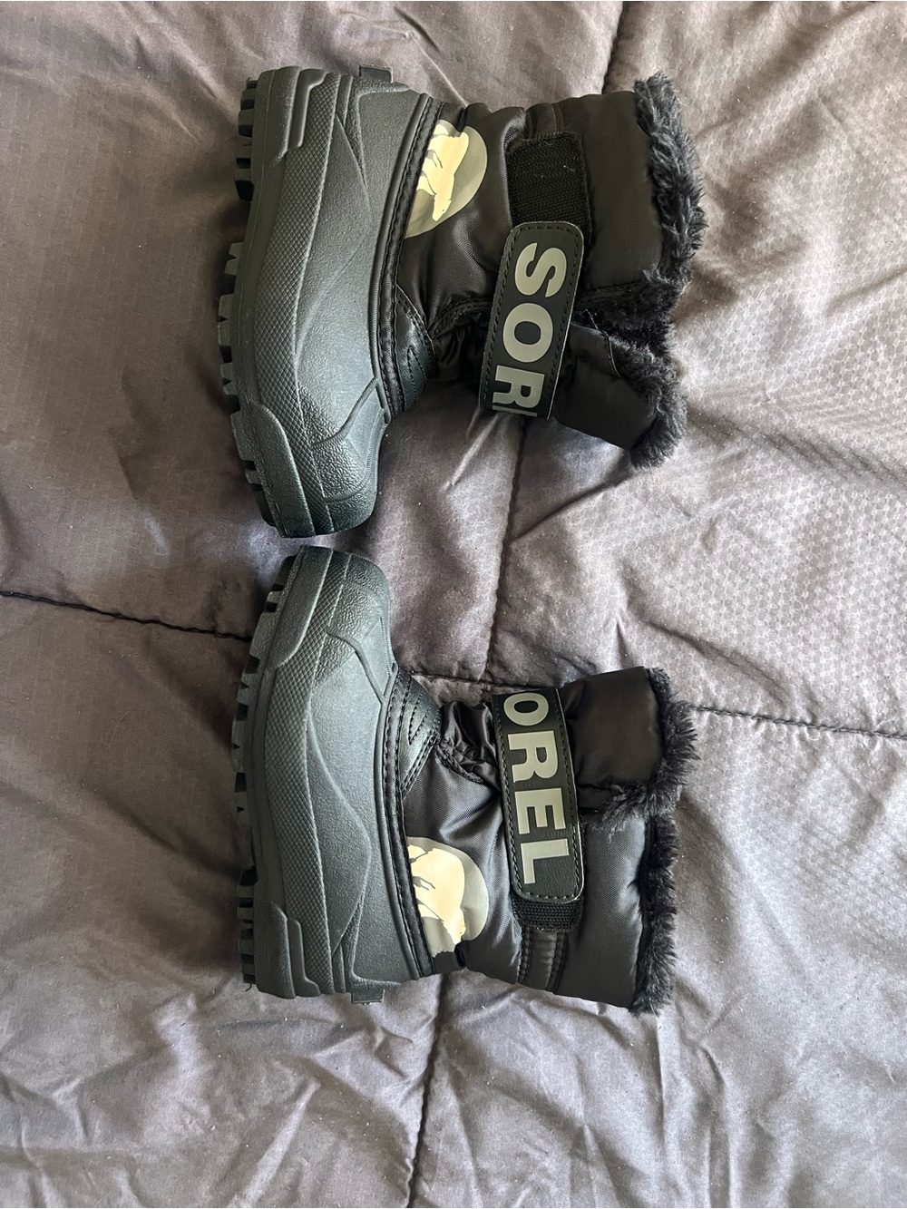 Sorel Kids Black Insulated Snow Boots with Faux Fur Cuff toddler 10
